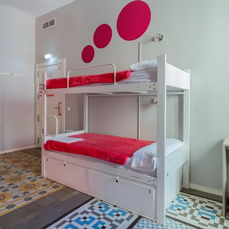 Purple Nest Hostel