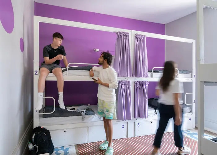 Purple Nest אכסניה ולנסיה