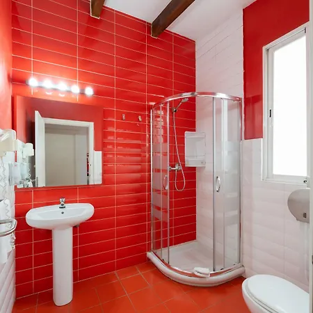 Hostel Purple Nest Valencia
