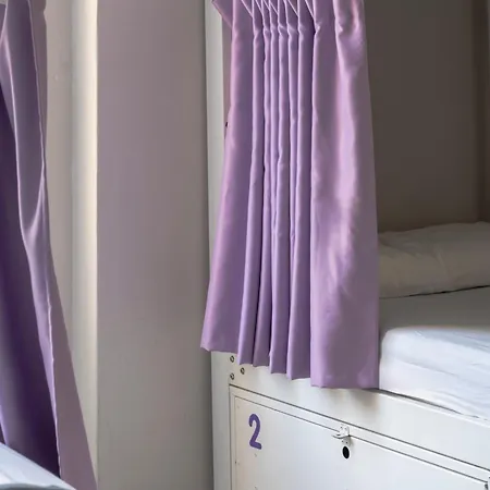 Hostel Purple Nest Valencia