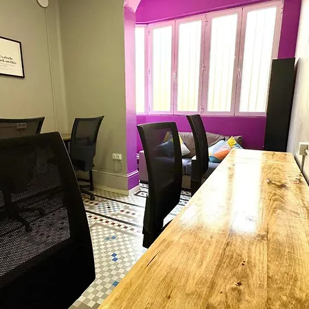 Hostel Purple Nest
