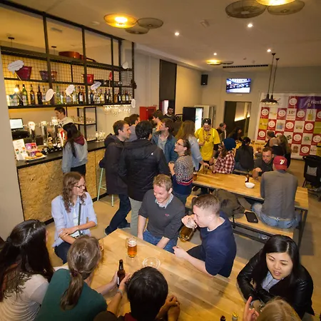 パープル ネスト ホステル