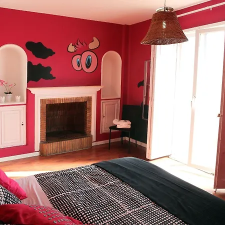 Vandrerhjem Purple Nest *