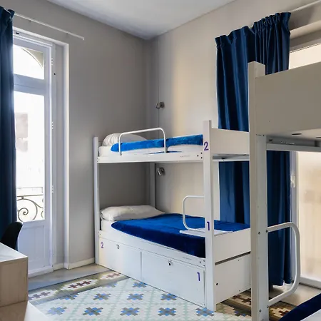 Vandrerhjem Purple Nest