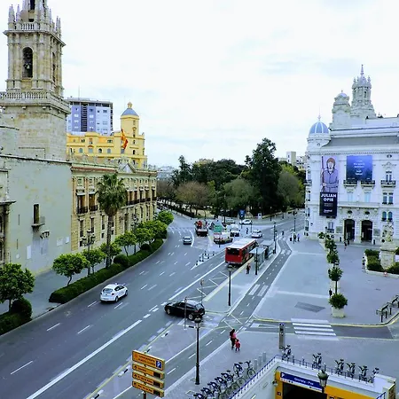 Purple Nest * Valencia