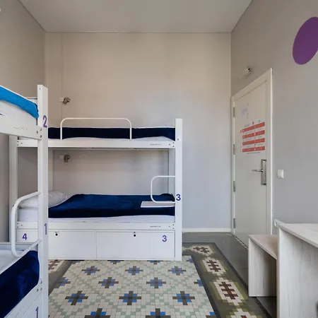 Purple Nest Ostello *